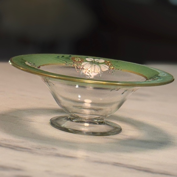 Indiana Glass Co Pedestal Bowl Dogwood Pattern - Picture 2 of 6
